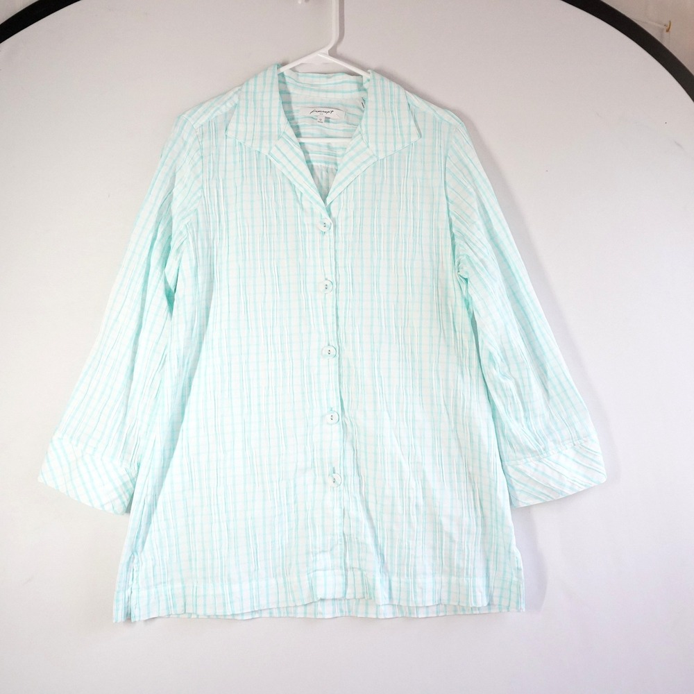 Foxcroft NYC Women's Size 12 Light Blue White Plaid Textured Button SHaped Shirt